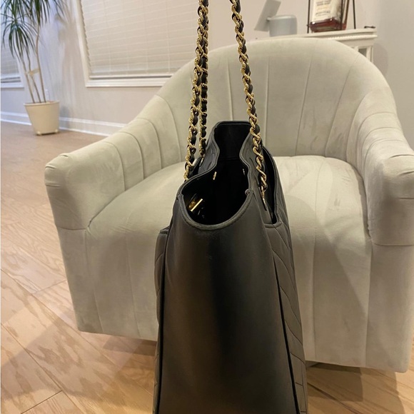 Tory Burch Bag - Picture 7 of 7